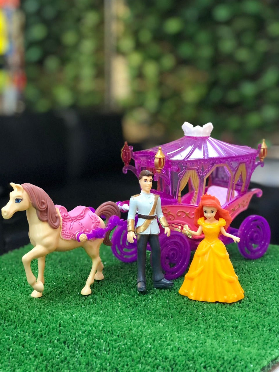 Carruaje Con Caballo de Juguete para Niñas Con Muñecos