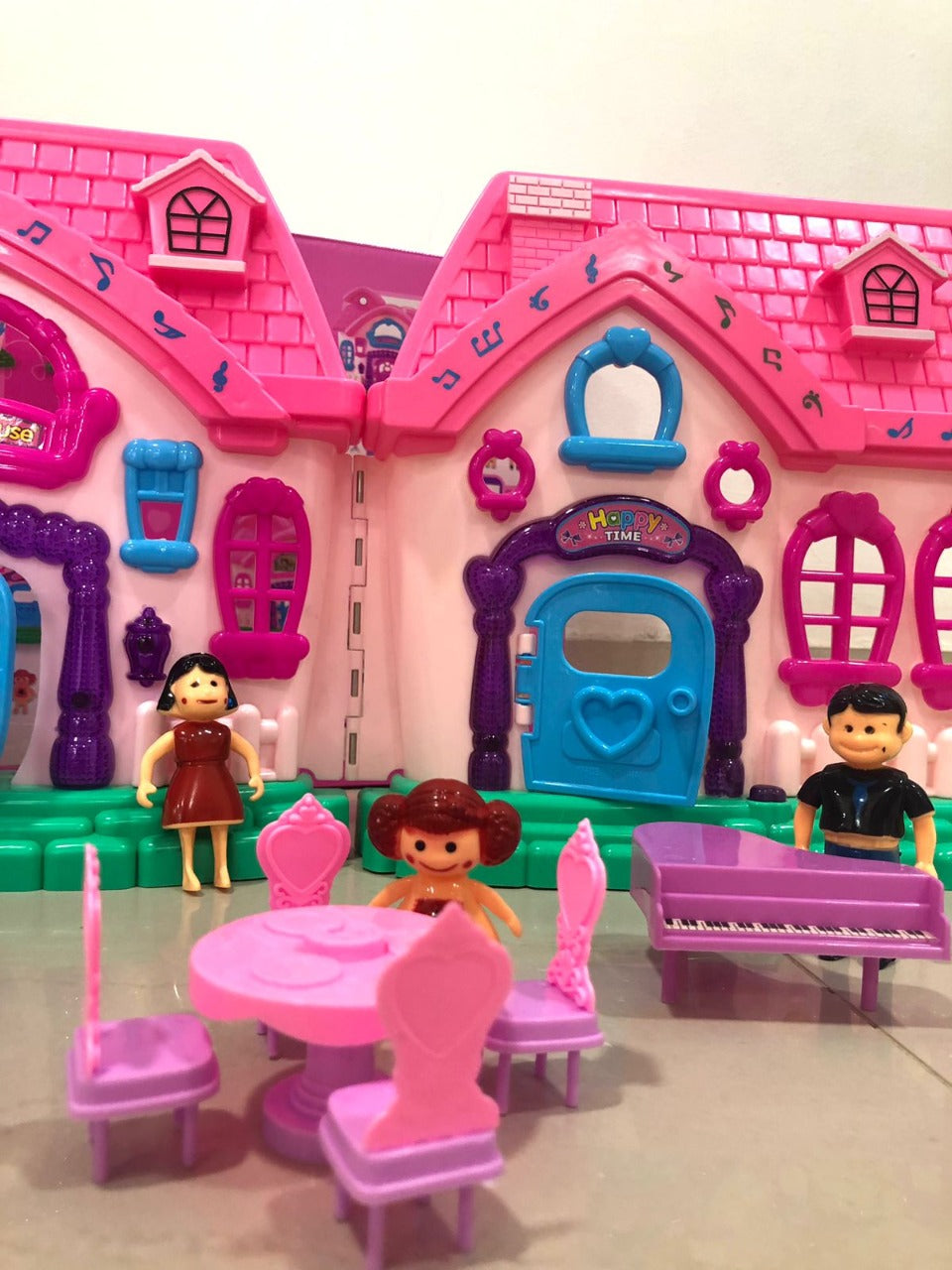 Castillo de muñecas de juguete para niñas incluye accesorios y 3 muñecos